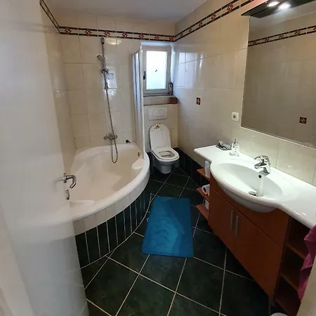 Apartma Tia Апартаменты *